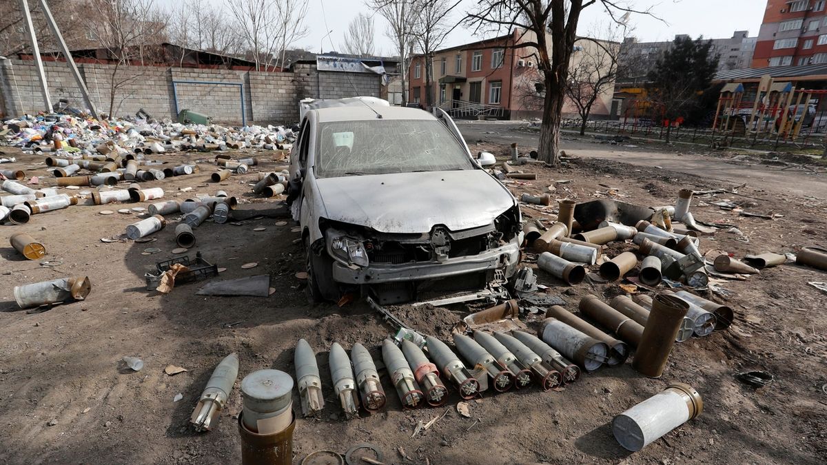 V Buči zůstalo velké množství nevybuchlé munice, hlásí Ukrajinci